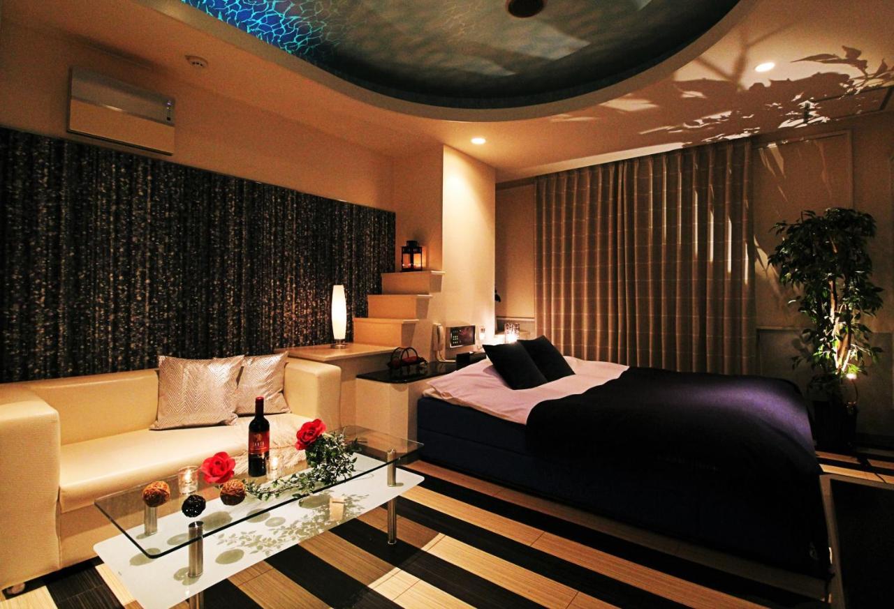 โรงแรม O2 -adult Only-