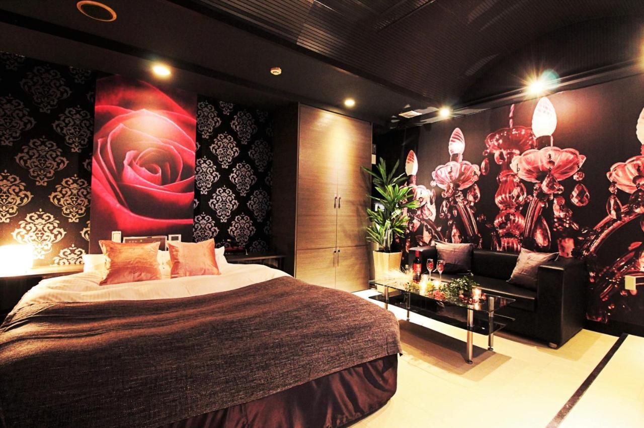 O2 -adult Only- 3* Hirabari
