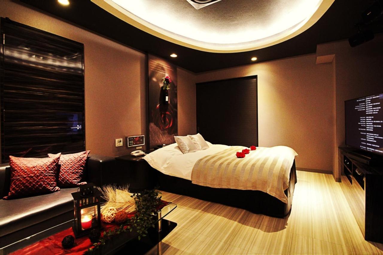 โรงแรม O2 -adult Only-